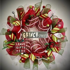 Grinch Christmas wreath XL 22 inch handmade grinch decorations Whoville